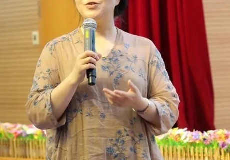 教育是一场爱的坚持｜于洁：33年班主任的教育叙事